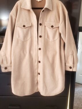 Marled Cream Button-Front Shacket Coat with Chest Pockets
